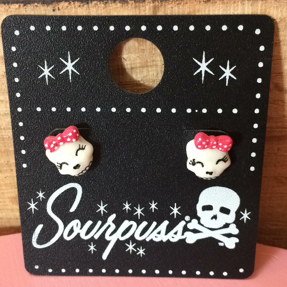 NWT Sourpuss Girly Sugar Skull Post Earrings